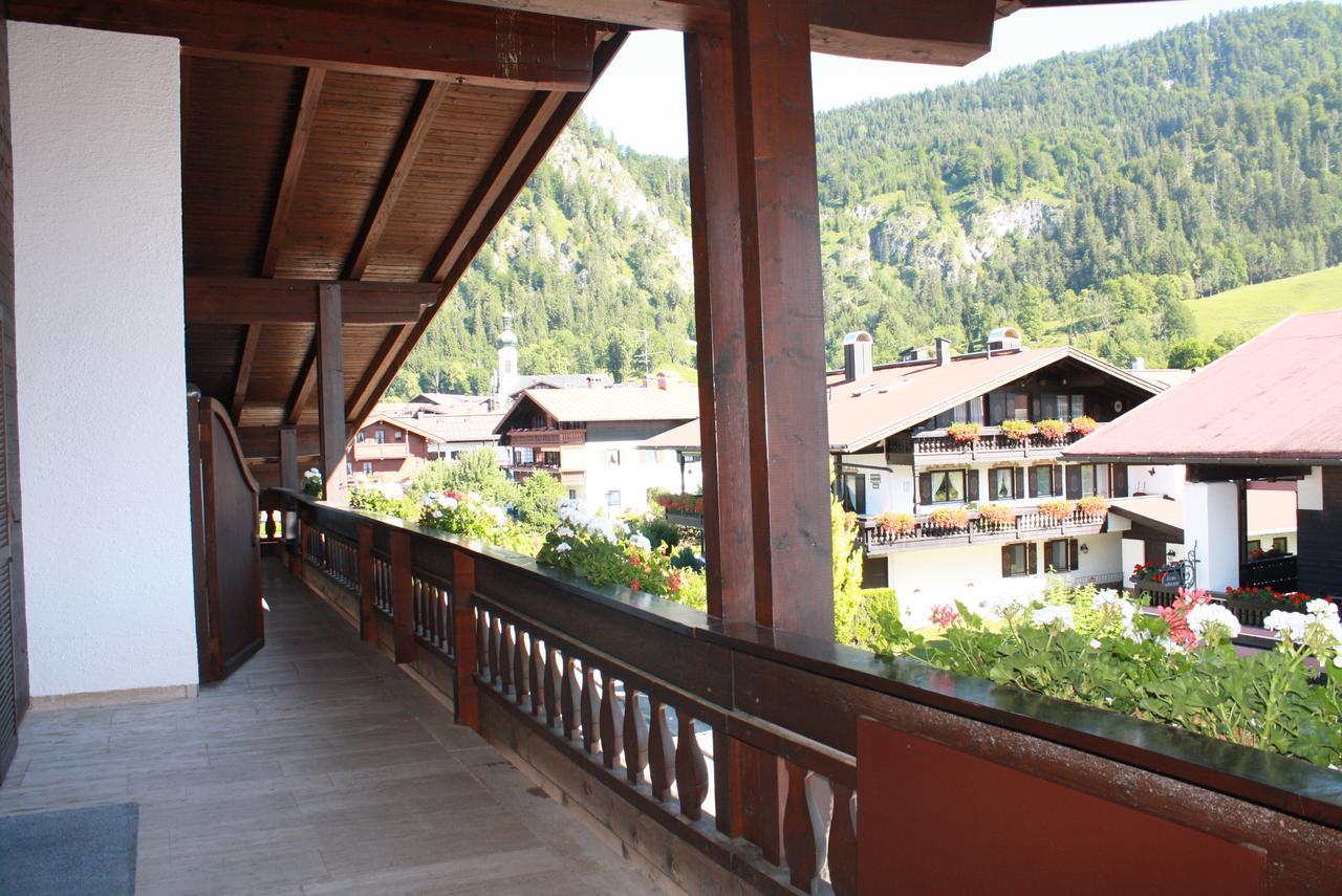 Haus Vierjahreszeiten Reit im Winkl Esterno foto